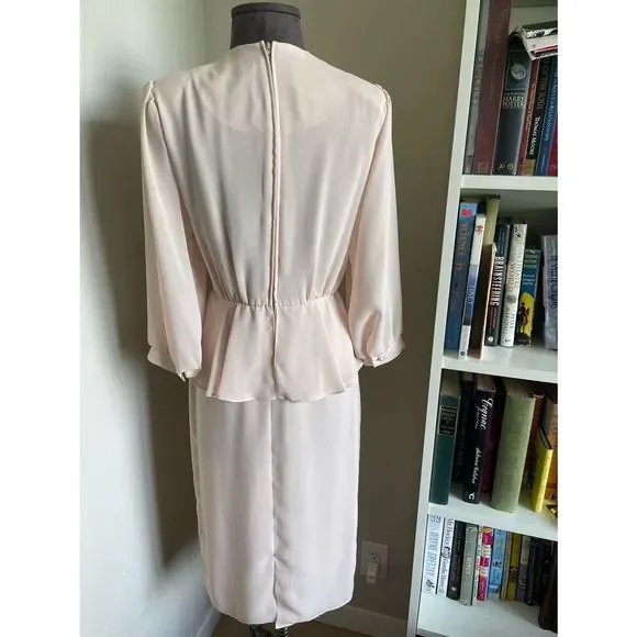 Vintage Nude Dress w Feminine Detailing - Picture 7 of 10